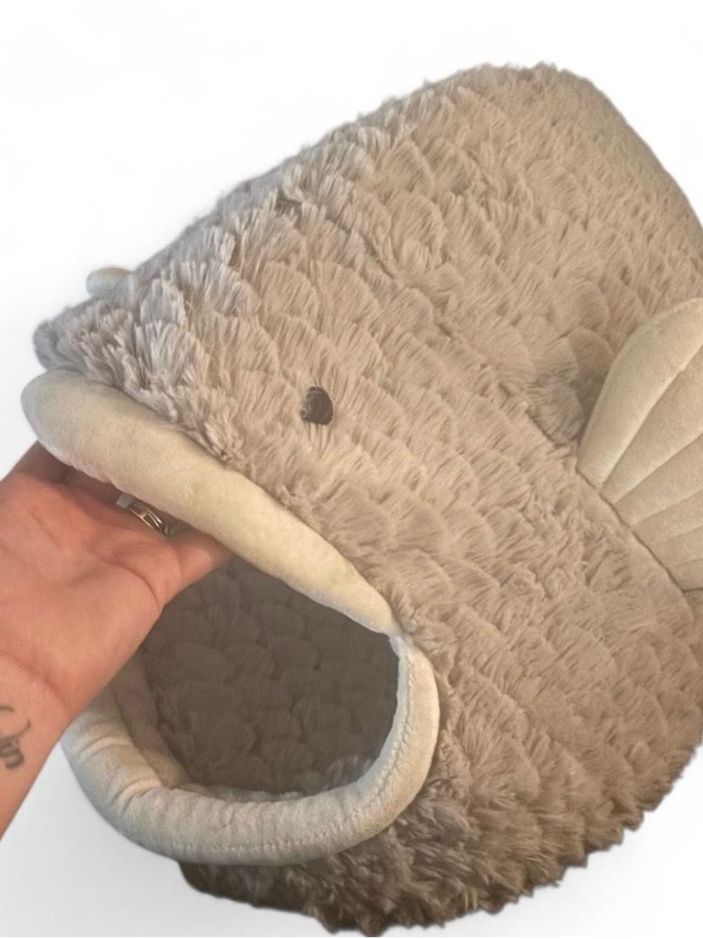 Cozy Plush Cave Bed in Light Taupe